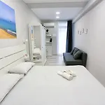Ag Luxury ゲストハウス ジャルディーニ・ナクソス